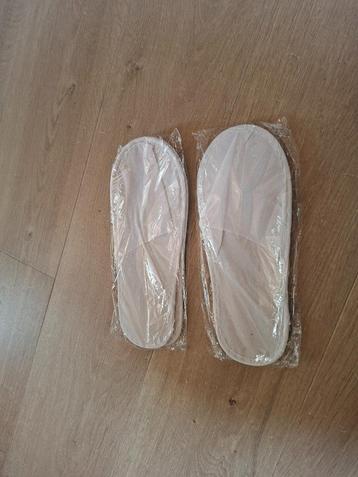 Effen witte sauna slippers NIEUW (2 paar) beschikbaar voor biedingen