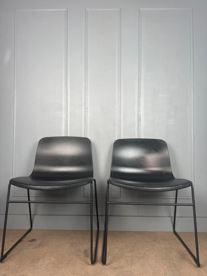 30 stapelbare lederen HAY AAC09 design stoelen, Huis en Inrichting, Stoelen, Zo goed als nieuw, Vijf, Zes of meer stoelen, Kunststof