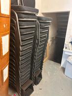 30 stapelbare Feest stoelen, Ophalen, Gebruikt, Blauw, Metaal