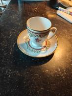 Mooie thee of koffie tassen, Enlèvement