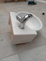Hoekmodel lavabo voor wc incl kraan, Bricolage & Construction, Utilisé, Enlèvement ou Envoi, Robinet