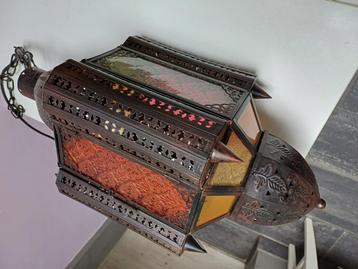 Oosterse lamp beschikbaar voor biedingen