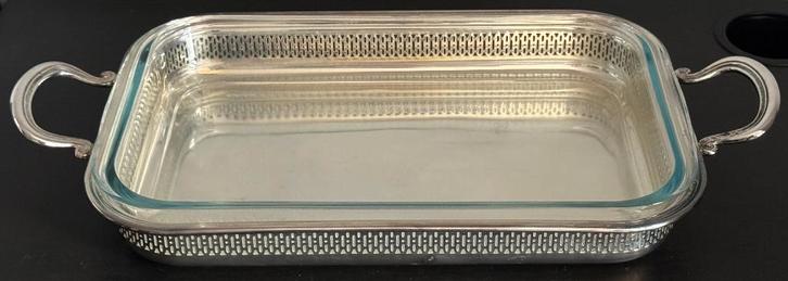 Plat en Argent Plaqué avec PYREX, Antiquités & Art, Antiquités | Argent & Or, Argent, Enlèvement ou Envoi