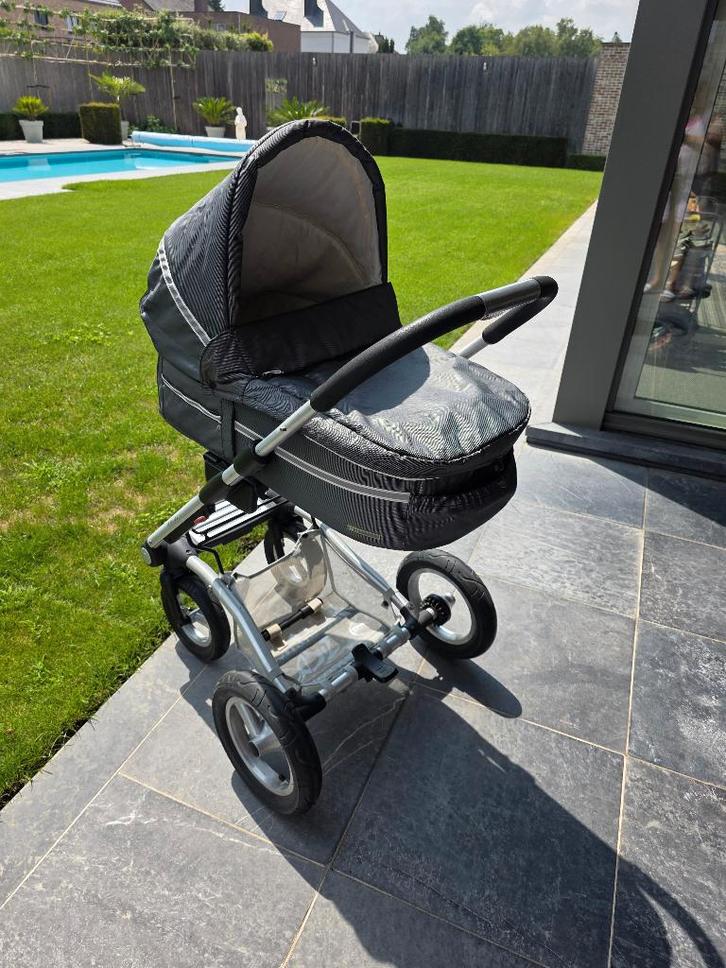 Kinderwagen, Enfants & Bébés, Poussettes & Combinaisons, Comme neuf, Poussette, Mutsy, Pneus, Avec nacelle, Tige de poussée réglable