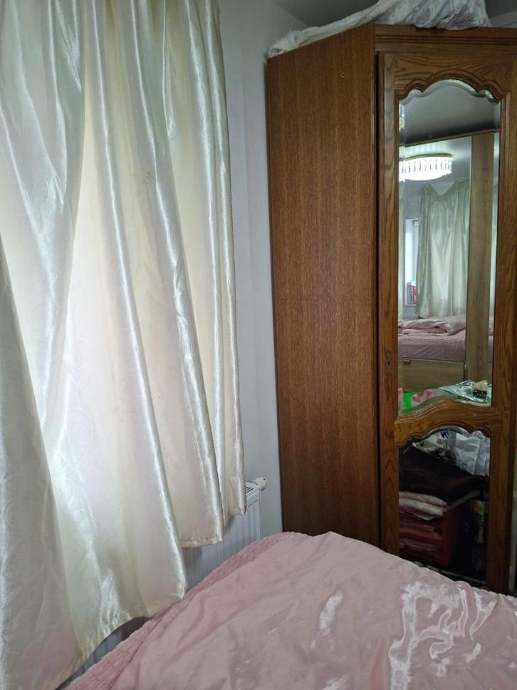 Bruine hoekkast met spiegeldeur (snelle beslissersprijs), Huis en Inrichting, Kasten | Kleerkasten, Gebruikt, 150 tot 200 cm, 50 tot 100 cm