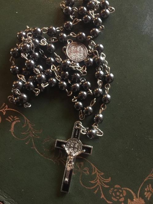 rozenkrans echt hematiet nieuw en kruis strass nieuw, Verzamelen, Religie, Nieuw, Christendom | Katholiek, Sieraad, Ophalen of Verzenden
