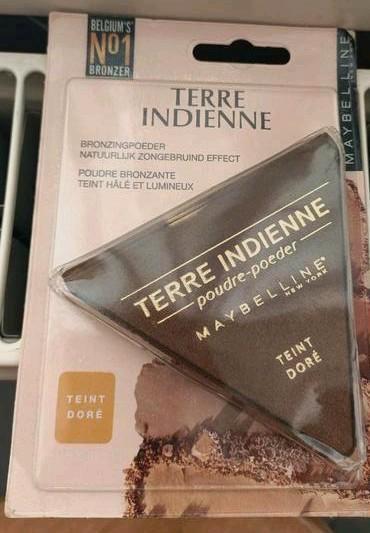 Bruine gezichtspoeder Maybelline teint 'doré', Handtassen en Accessoires, Uiterlijk | Cosmetica en Make-up, Nieuw, Ophalen