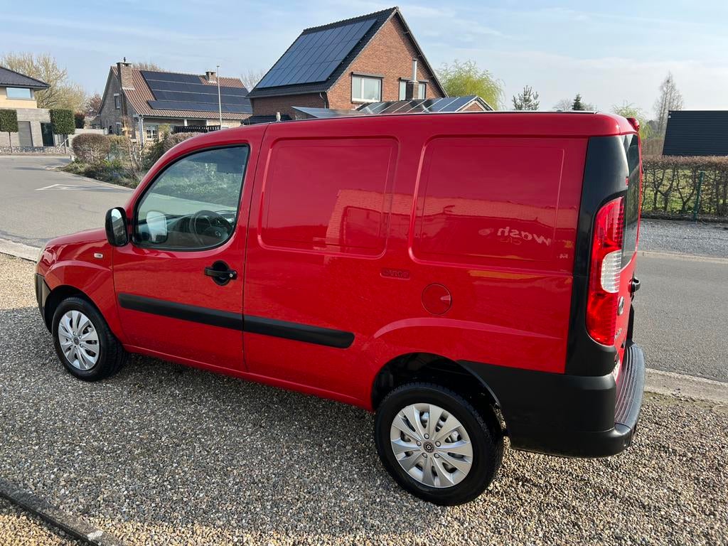 Fiat Doblo 1.3multijet blanco gekeurd voor verkoop, Auto's, 4 deurs, Stof, 4 cilinders, USB