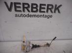 CENTRALE VERGRENDELING MOTOR LINKS ACHTER 190 (W201), Gebruikt, Mercedes-Benz