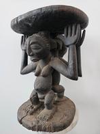Tabouret Luba du Congo. 45cm/30cm, Antiquités & Art, Enlèvement ou Envoi