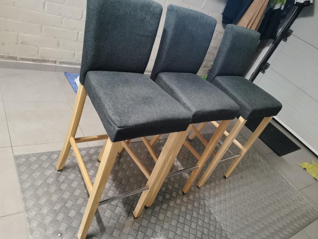 3 barkrukken nieuw.zithoogte 0,75m.
Vraagprijs slechts € 90, Huis en Inrichting, 3 krukken, Ophalen, Nieuw, 60 tot 90 cm