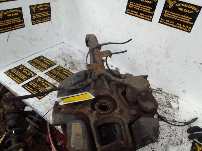 Fusee links-voor van een Alfa Romeo 159, Auto-onderdelen, Ophanging en Onderstel, Alfa Romeo, Gebruikt, 3 maanden garantie, Ophalen of Verzenden