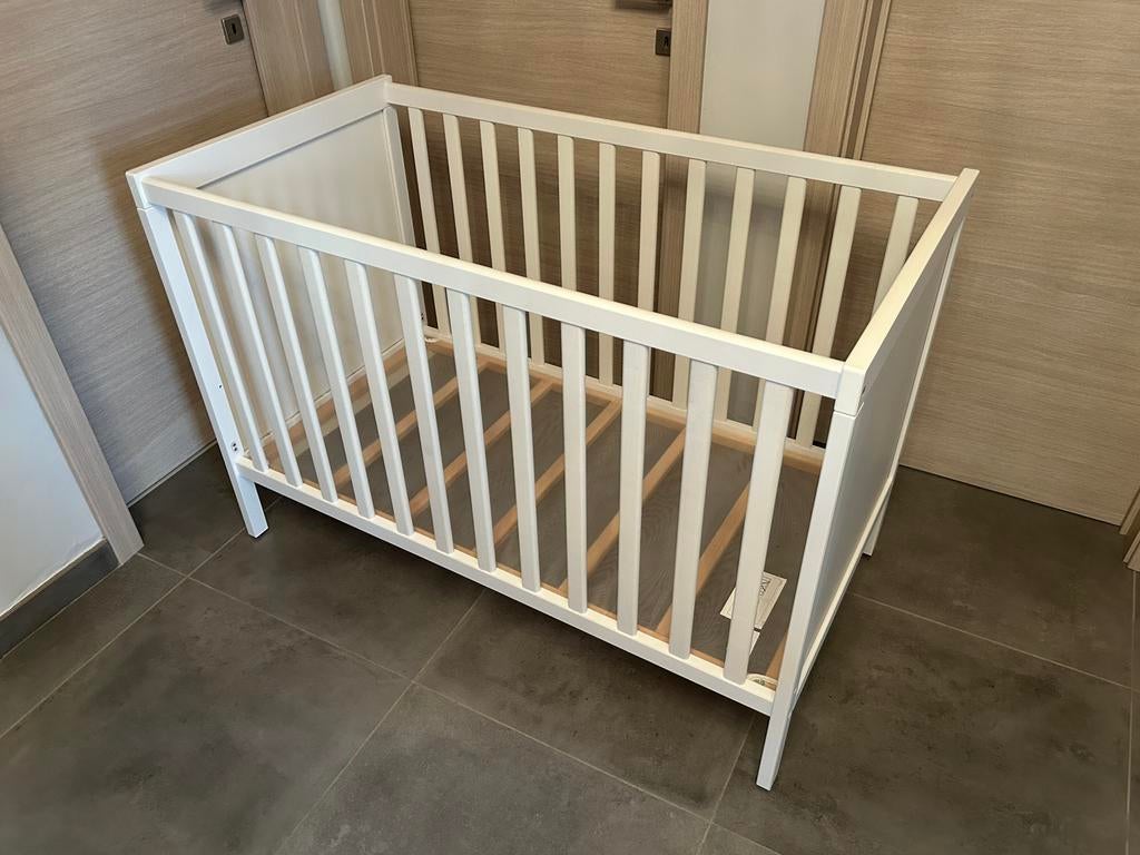 Lit IKEA Sundvik - état impeccable !, Enfants & Bébés, Enlèvement, Comme neuf