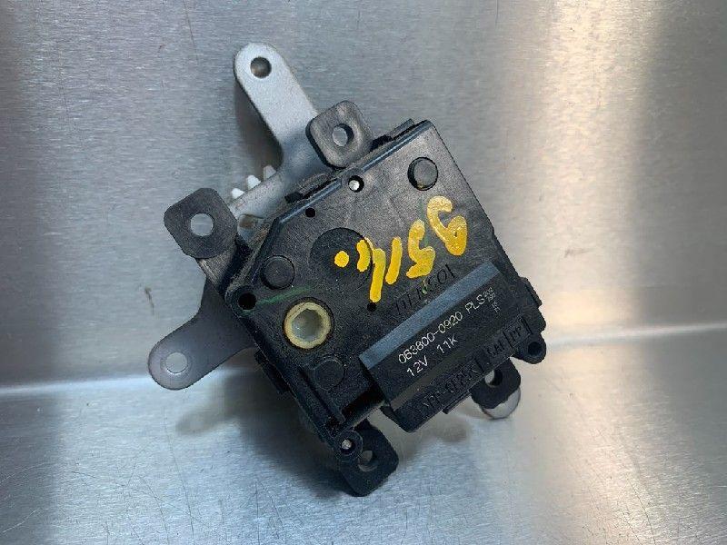 ACTIONNEUR MOTEUR VOLET CHAUFFAGE Verso (|0638000920|), Utilisé, Toyota