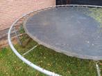 Trampoline oud ijzer, Enlèvement, Utilisé