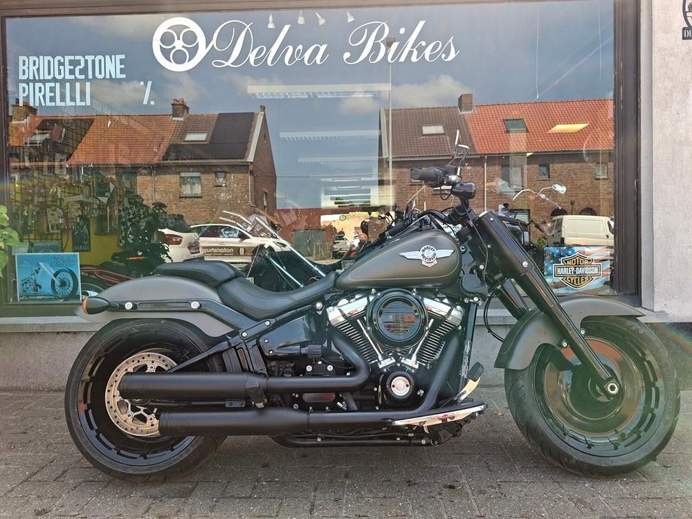 Harley FLFB 107 Fatboy 2018- 9900 km, Motos, Motos | Harley-Davidson, Entreprise, Chopper, plus de 35 kW, 2 cylindres, Enlèvement