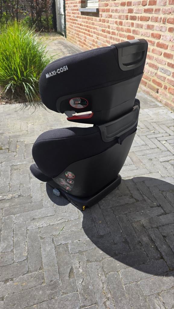 Siège auto maxi-Cosi isoFix (15-36 kg) - noir, Enfants & Bébés, Sièges auto, Maxi-Cosi, Isofix, Mode veille, Enlèvement