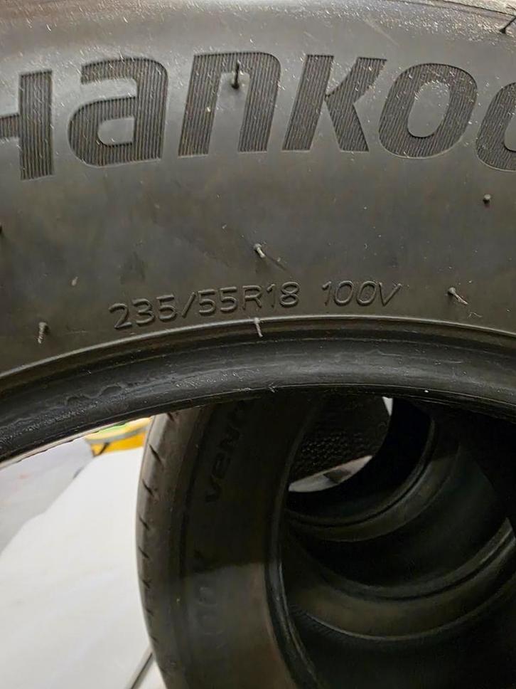 Pneus HANKOOK VENTUS EVO SUV, Autos : Divers, Pièces de sport automobile, Comme neuf