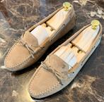 Tod's Gommino Loafers Driving Shoes Beige Suède maat 38, Kleding | Dames, Schoenen, Ophalen of Verzenden, Gedragen, Instappers