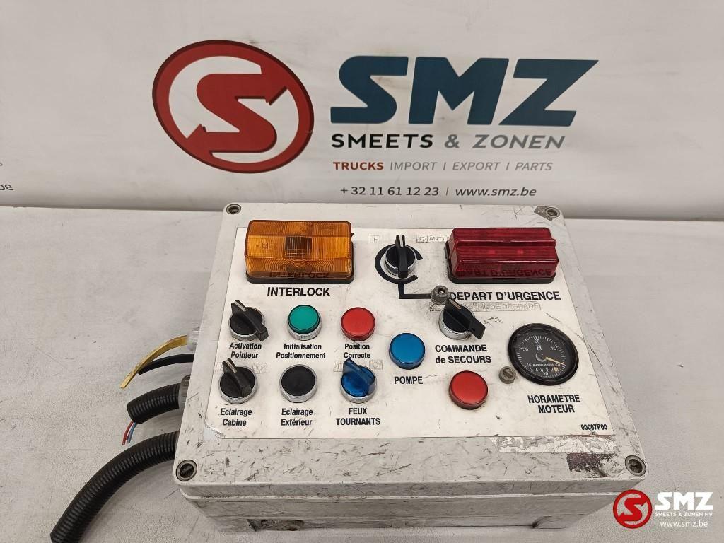 Occ schakelkast bediening brandstoftankwagen Titan, Gebruikt, Overige merken, Elektronica en Kabels