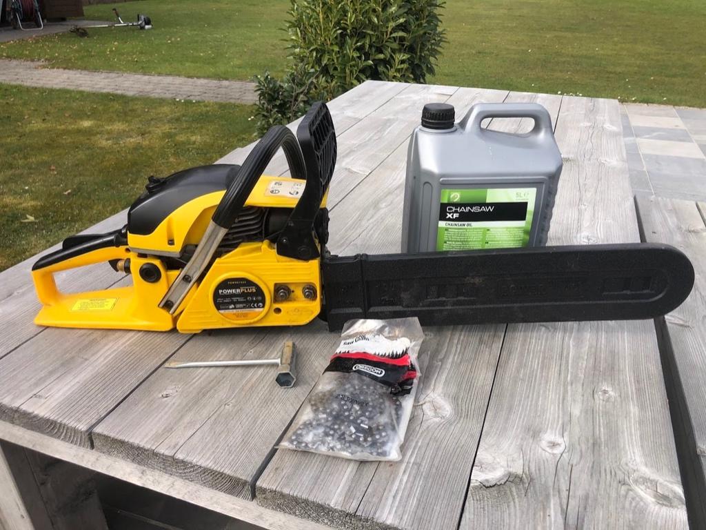 Kettingzaag, Doe-het-zelf en Bouw, Ophalen, Zo goed als nieuw, Kettingzaag, Powerplus