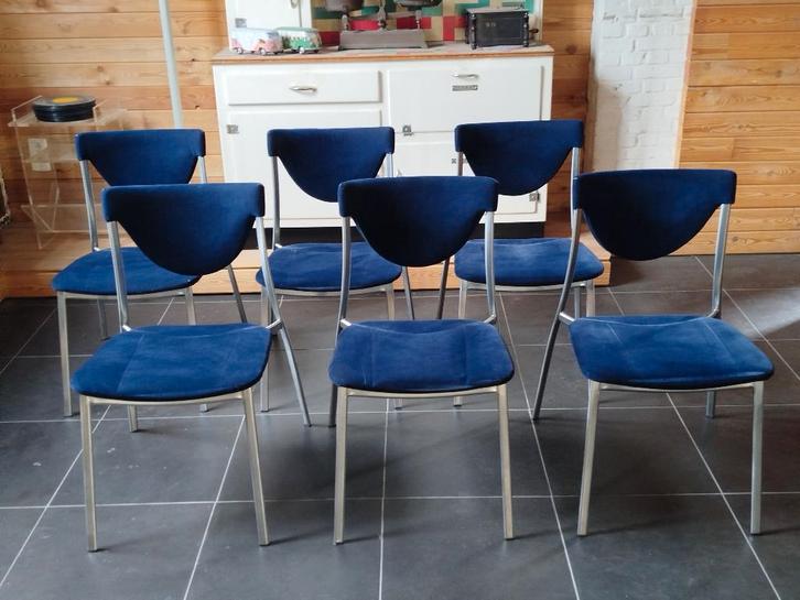 Set van 6 blauwe stapelbare stoelen, Antiek en Kunst, Antiek | Meubels | Stoelen en Sofa's, Ophalen