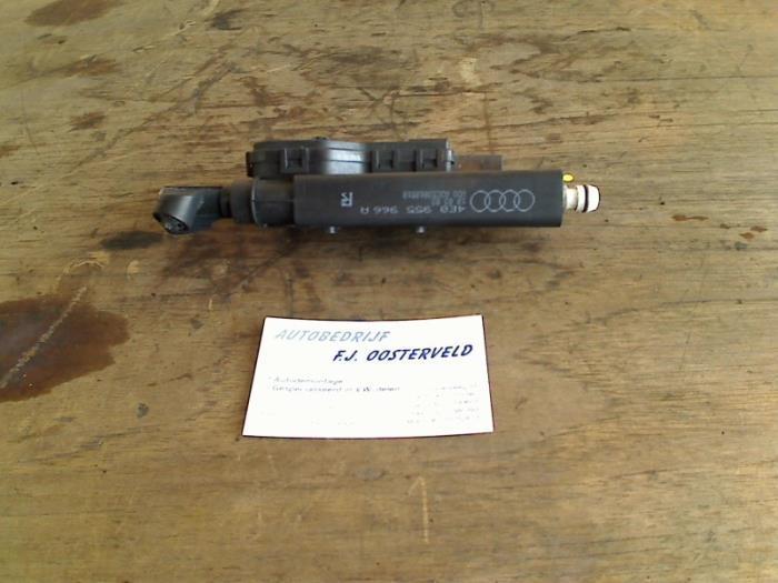 Buse phare d'un Audi A8, Autos : Pièces & Accessoires, Éclairage, Audi, Utilisé, 3 mois de garantie, Enlèvement ou Envoi