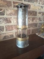 Vielle lampe mine, Enlèvement