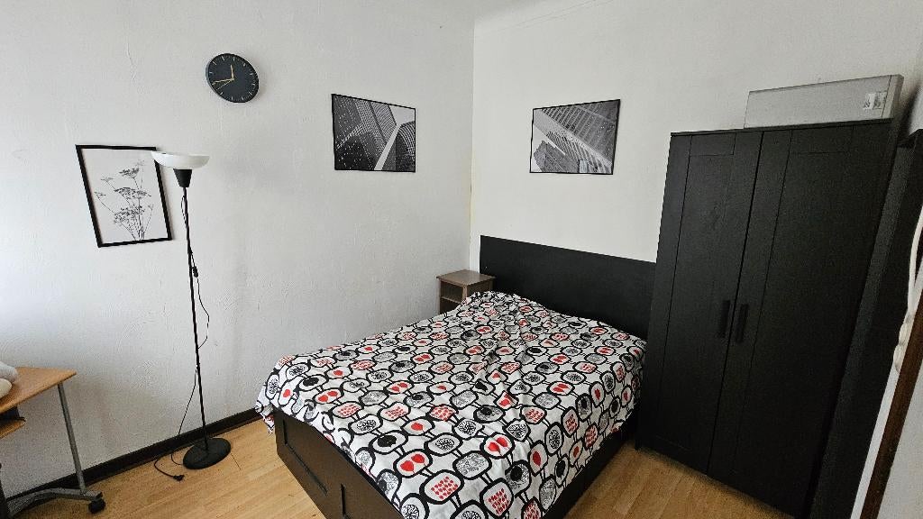 Diverse weinig gebruikte bedden, kasten enz. - snel verkopen, Ophalen, Zo goed als nieuw