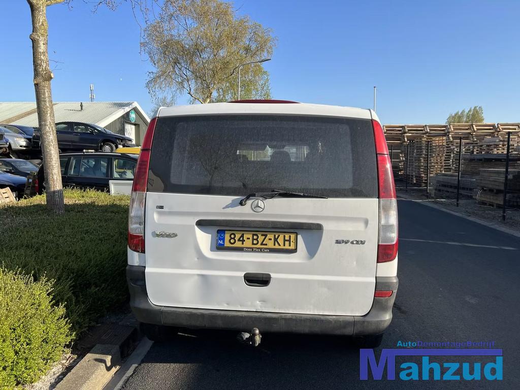 MERCEDES VITO W639 achterlicht rechts 2003+, Auto-onderdelen, Gebruikt, Mercedes-Benz AG, Mercedes-Benz, Mercedesstrasse 120
70372  Stuttgart, DE