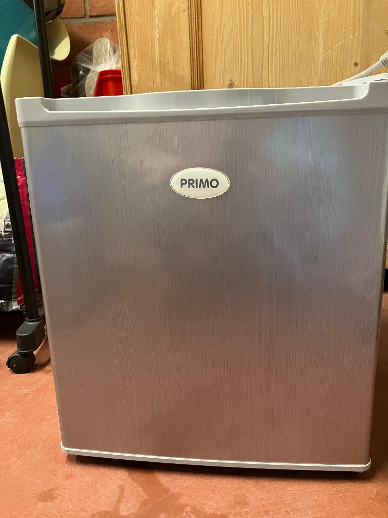 Mini Diepvries  - Vrijstaand - 33L - Metaalkleur, Minder dan 85 cm, Minder dan 60 cm, Zo goed als nieuw, Vrijstaand