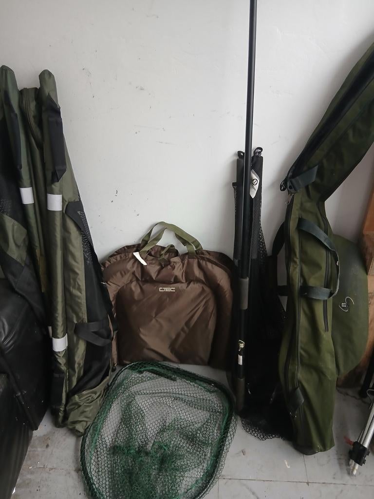 Visgrief, Watersport en Boten, Ophalen