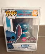 Funko Pop Stitch 1045 Flocked Glow + protector, Ophalen of Verzenden, Zo goed als nieuw