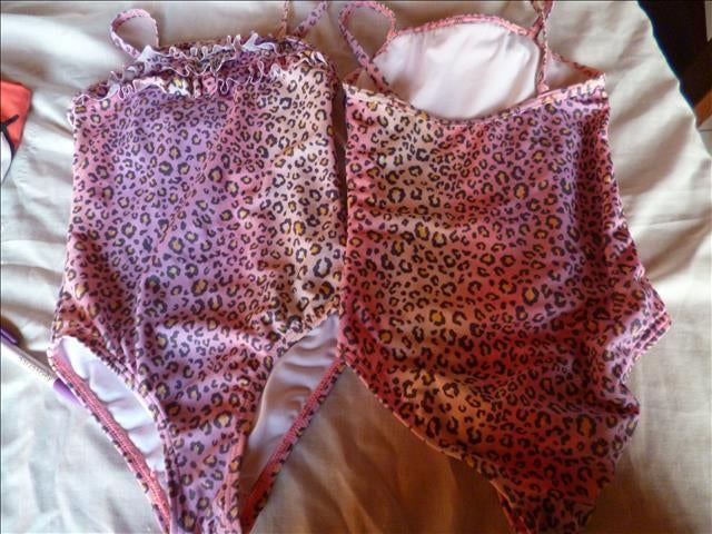 bedrukt badpak maat 116, Enfants & Bébés, Maillots de bain pour enfants, Enlèvement ou Envoi, Maillot de bain, Comme neuf, Taille 116