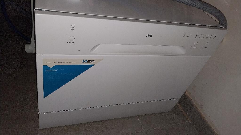 Compacte vaatwasser ETNA, amper gebruikt, Elektronische apparatuur, Vaatwasmachines, Ophalen, Minder dan 85 cm, Minder dan 10 liter