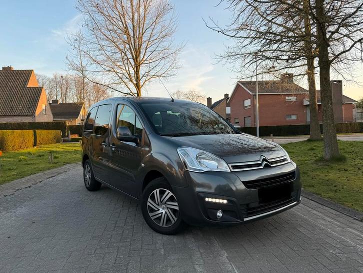 Citroën Berlingo 82 000 km 2017, Autos, Citroën, Particulier, Berlingo, Essence, Euro 6, 5 portes, Boîte manuelle, Argent ou Gris