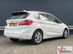BMW 216 Active Tourer 2-serie 216d Corporate Lease Essential, Auto's, Automaat, Monovolume, 103 g/km, Wit