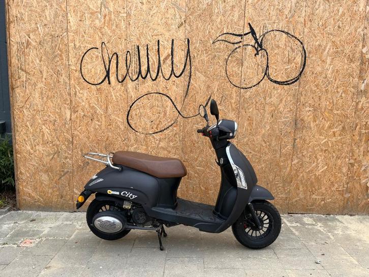 Scooter 50cc Alfa City, Fietsen en Brommers, Scooters | Overige merken, Zo goed als nieuw, Klasse B (45 km/u), Benzine, Ophalen