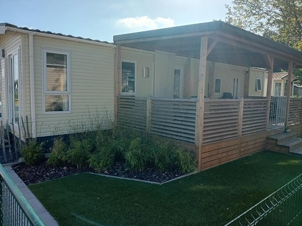 Grote stacaravan te huur - zomervakantie - hond welkom, 5 personnes, Propriétaire, Animaux domestiques acceptés, 2 chambres