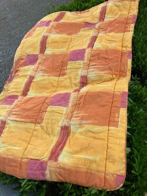 COUVRE-LIT EN COTON MATELASSÉ 200 X 200 CM, Maison & Meubles, Enlèvement ou Envoi, Utilisé, Couverture ou Couette, Deux personnes