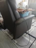 Lederen relaxzetel met verschillende functies, Ophalen