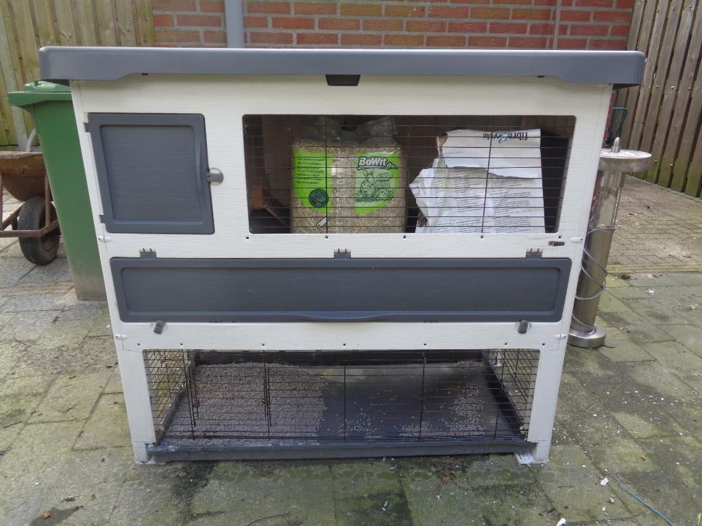 Cage à lapin Ferplast avec l 135 x large 72 x h 120 cm, 90 cm ou plus, Cobaye, Enlèvement, Utilisé