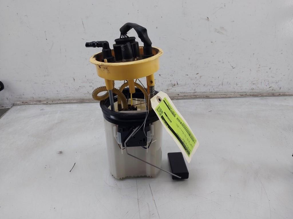 POMPE CARBURANT ELECTRIQUE Volkswagen Polo V (6R), Robert Bosch AG, Volkswagen, Utilisé, Robert-Bosch-Allee 1
74232  Abstatt, DE