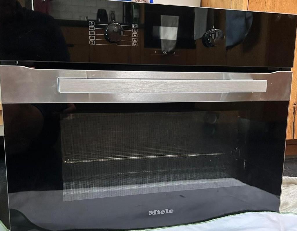 Heteluchtoven Miele, Ophalen