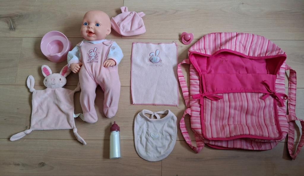 pop met poppenaccessoires, Ophalen