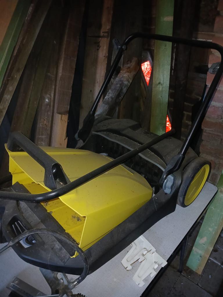 Keer borstel, Ophalen, Zo goed als nieuw, 50 cm of meer