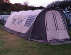 Gezellige ruime FAMILIE TENT (4 personen), Caravans en Kamperen, Ophalen, Zo goed als nieuw, Tot en met 4