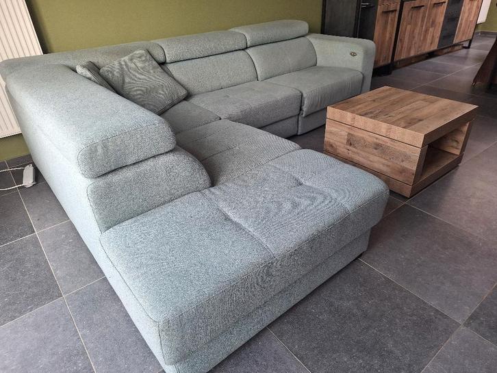 Joli siège, Maison & Meubles, Canapés | Salons, Utilisé, Banc d'angle, Quatre personnes ou plus, 250 à 300 cm, 125 à 150 cm, Tissus