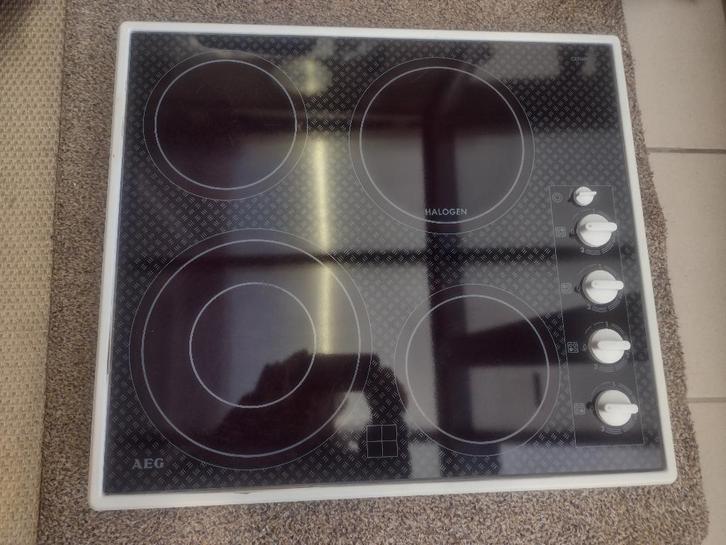 Plaque de cuisson vitrocéramique 4 feux AEG PRIX ULTRA BAS, Electroménager, Tables de cuisson, Utilisé, 4 zones de cuisson, Enlèvement