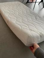 Matelas lit bebe 140 sur 70, Maison & Meubles, Chambre à coucher | Matelas & Sommiers, Enlèvement, Utilisé, Matelas